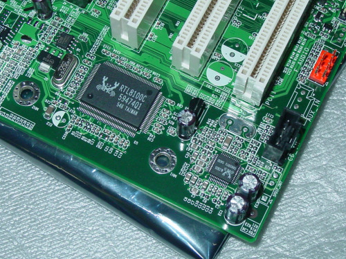 A6-5350M with Radeon&trade; HD 8450G：轻便高效，一机多能