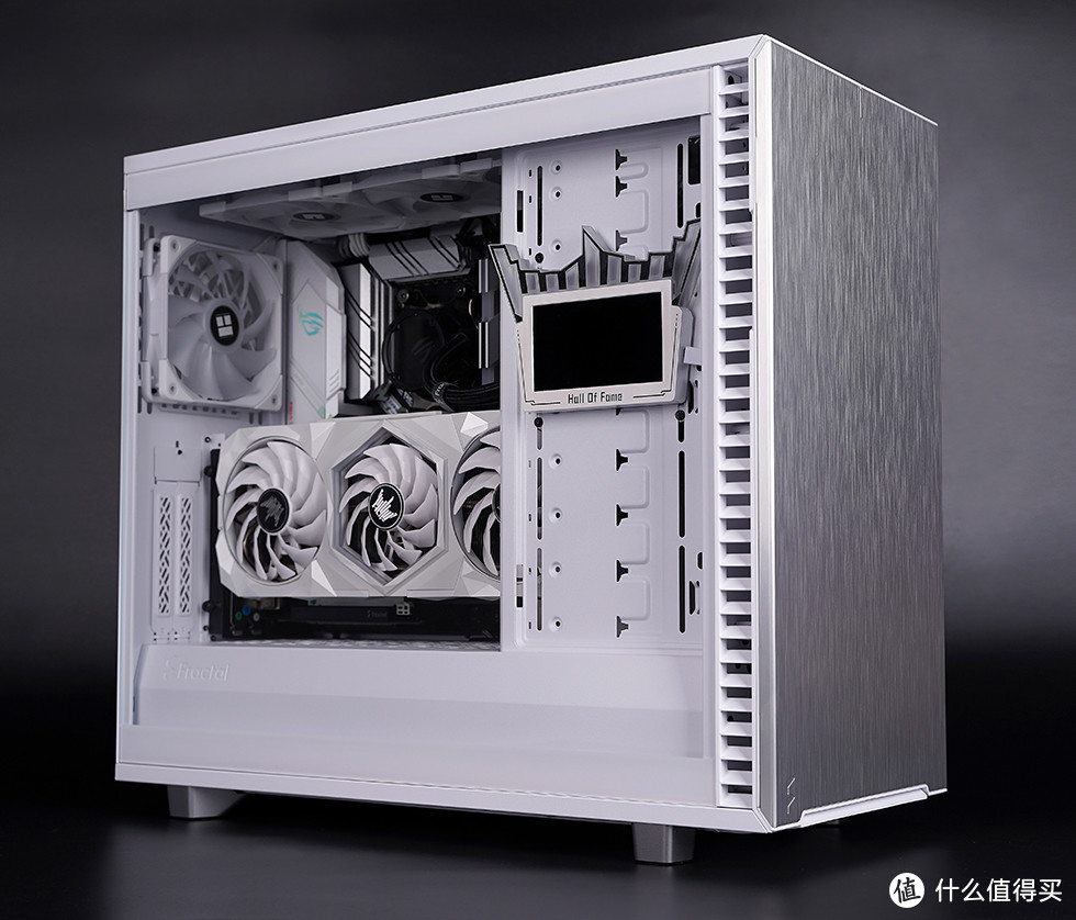 【震撼揭秘】gtx1060名人堂固定机箱，外观设计惊艳，冷却系统高效散热，让你告别游戏卡顿