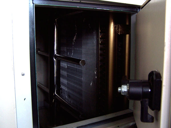 i7-4690K处理器：性能超强，散热高效，稳定可靠