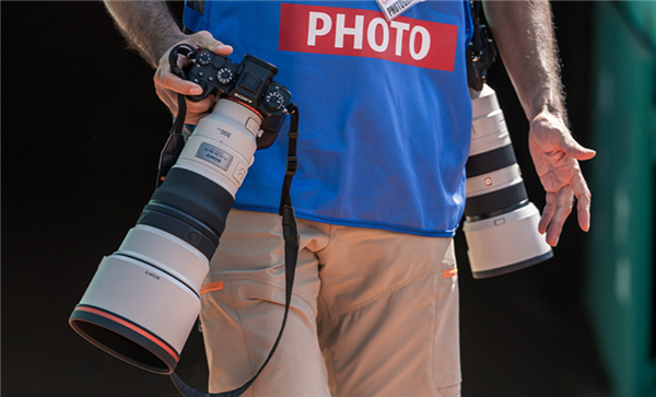 索尼最轻超长焦定焦镜头！FE 300mm F2.8 GM OSS发布 45999元  第3张