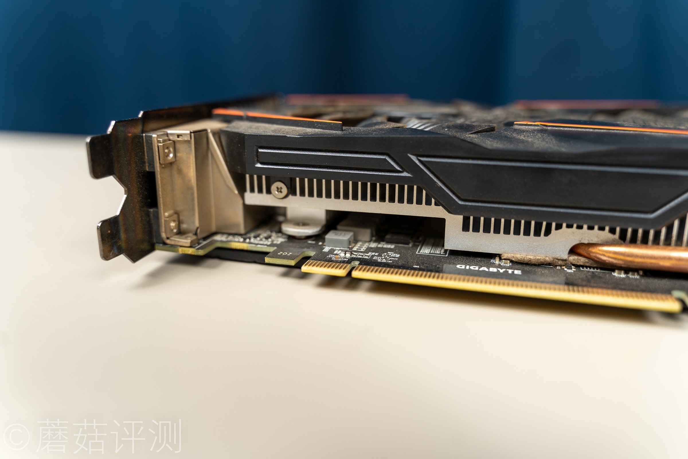 映众gtx960供电升级版，性能提升50%，温度降低20%，游戏体验更流畅