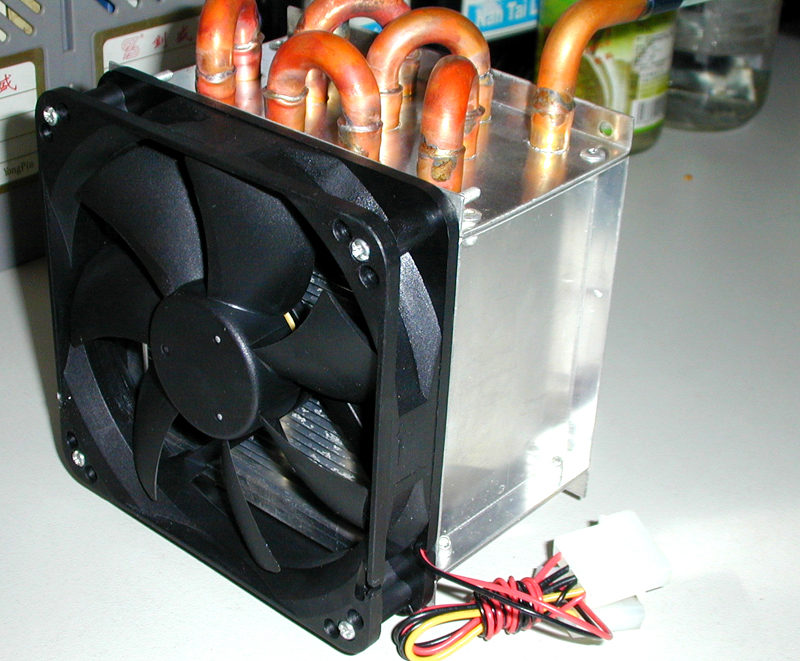 A10-7870K with Radeon™ R7 Graphics and Near Silent Thermal Solution A10-7870K处理器：性能强悍，散热无声，让工作更高效  第5张