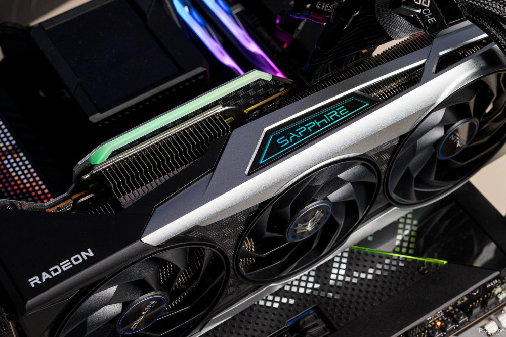 震撼！我用gtx1080ti玩3A大作，画质爆表，帧数不掉，散热还超给力