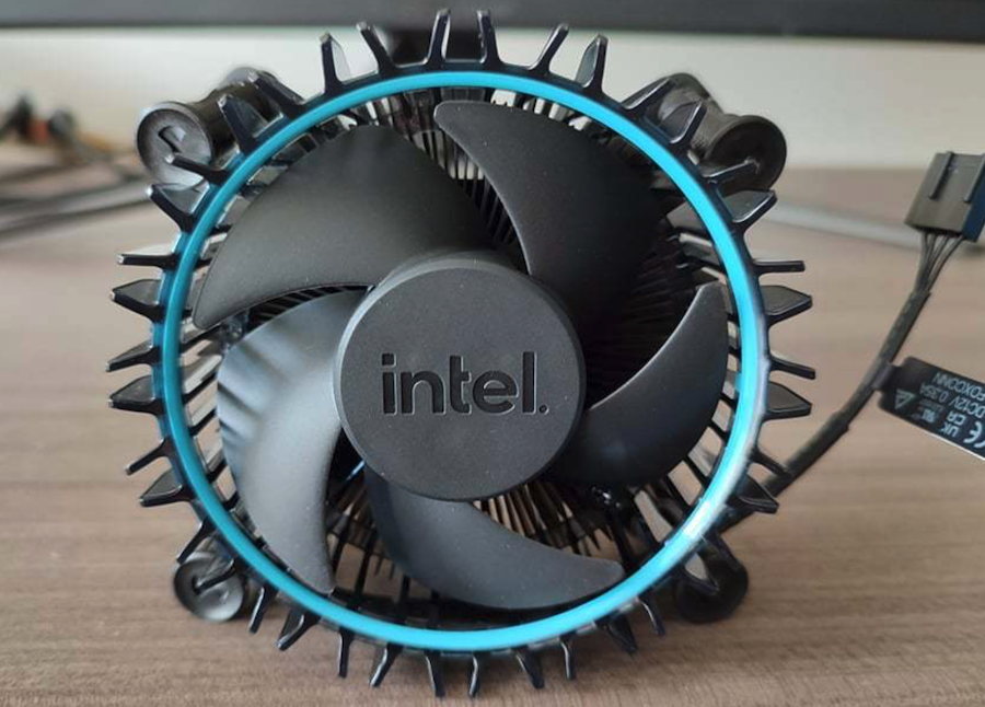 i9-9900KF：性能狂魔，散热大杀器，硬核处理器揭秘
