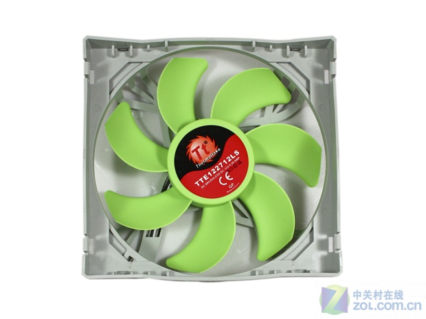 880K with Near Silent Thermal Solution 880K：静享游戏世界，热力全开  第6张