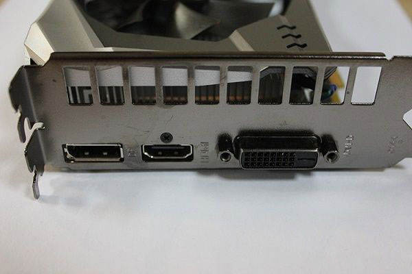 Inno3D GTX570 GTX570：高性能显卡解析，轻松游戏、畅享图形处理  第5张