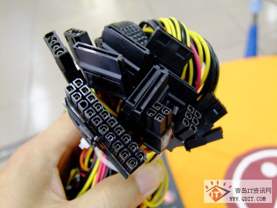 电脑硬件新手必看：gtx1050ti供电接口全解析  第1张