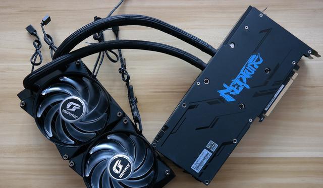 散热性能杠杠的，性能表现超给力，七彩虹gtx1080ti水冷值得入手吗？  第5张