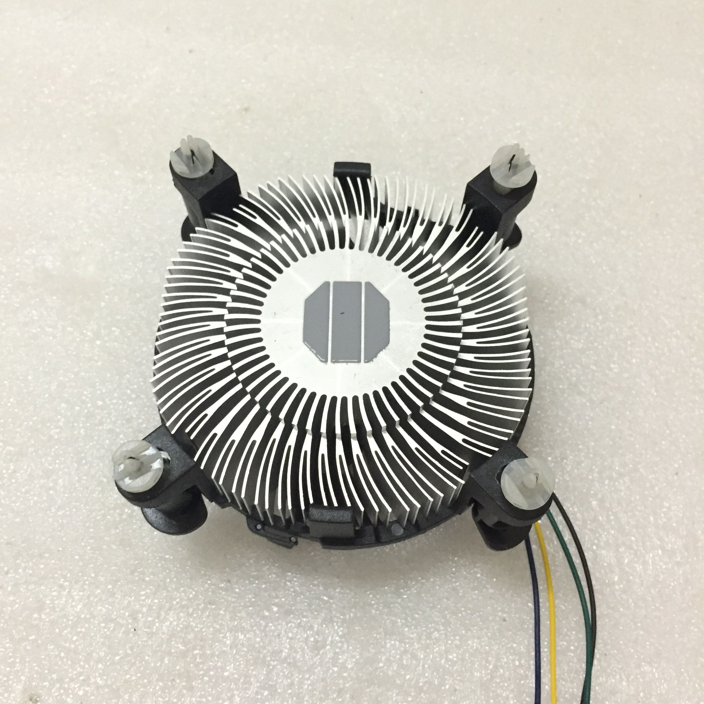 A10-7860K with Radeon™ R7 Graphics and Near Silent Thermal Solution A10-7860K：静音散热，游戏多媒体轻松享  第2张