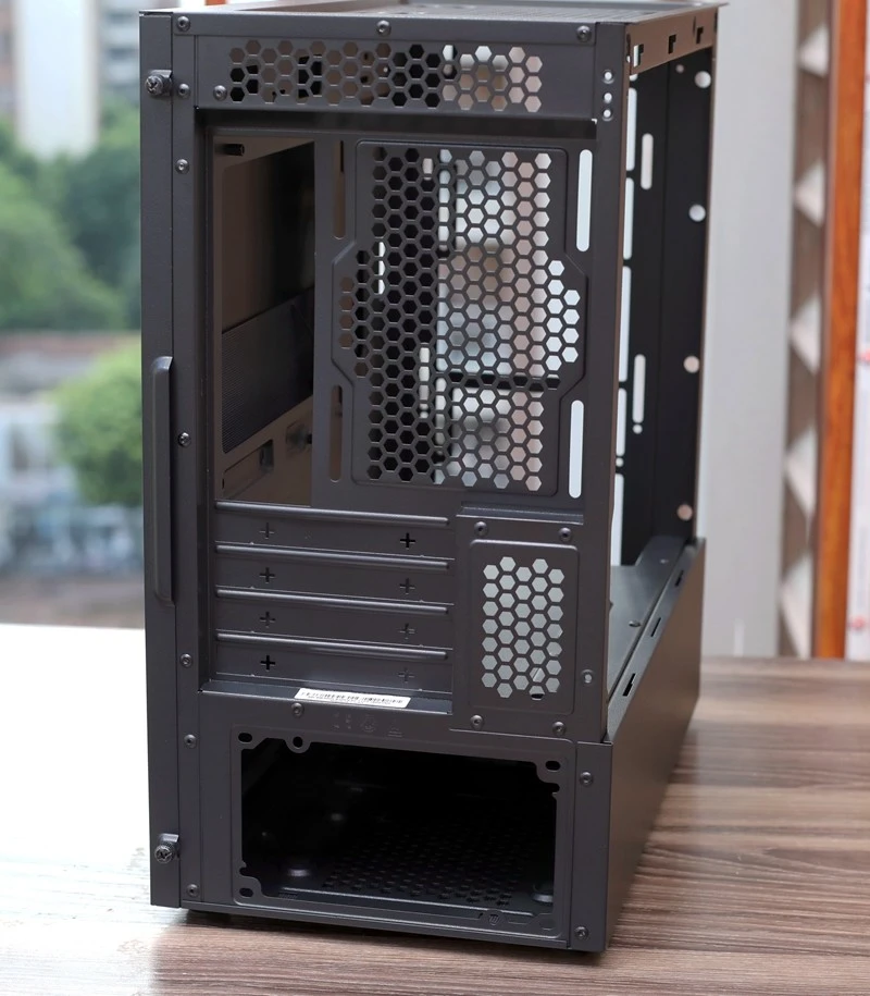 小巧大气，性能出色！gtx1080公版尺寸揭秘  第2张