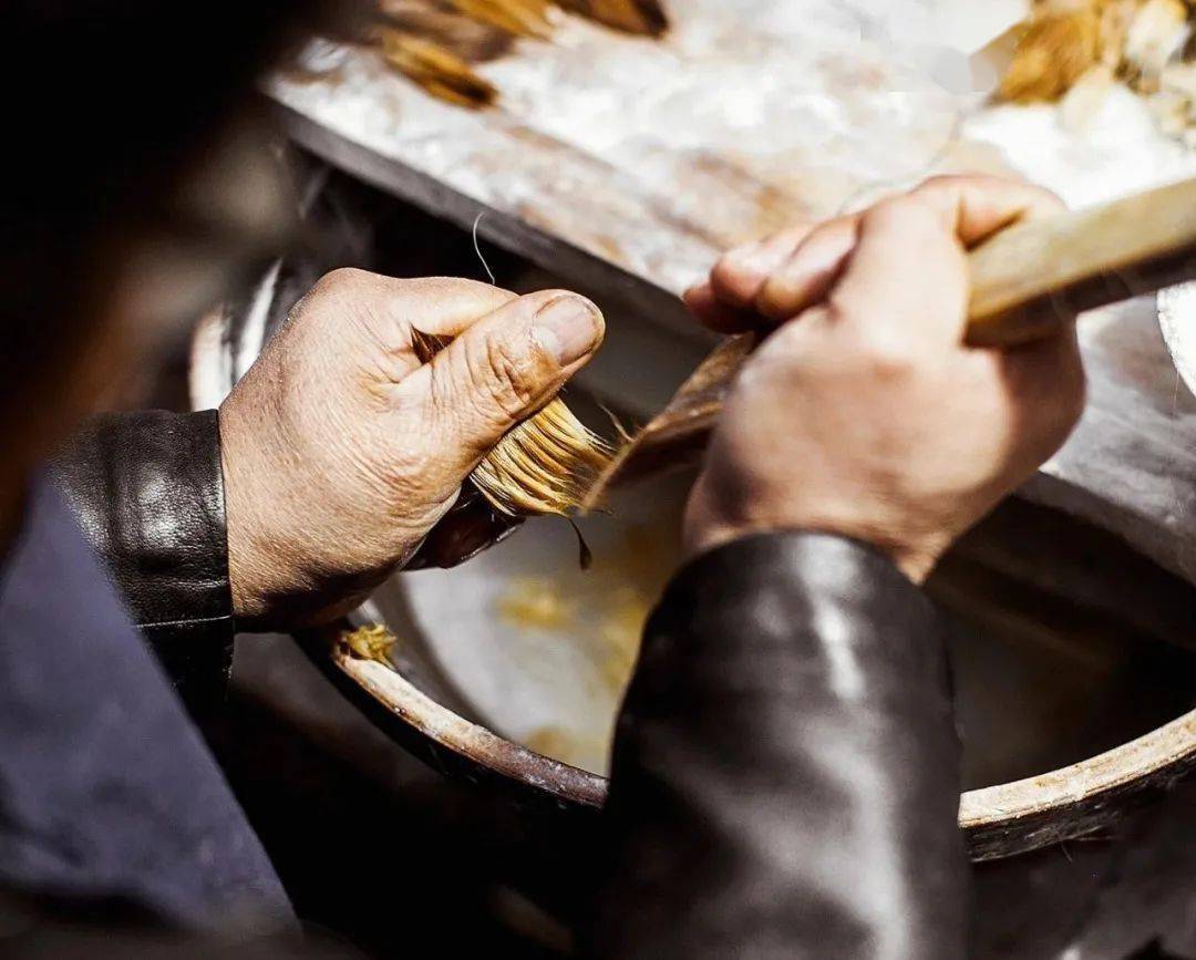 稀有装备制作揭秘：材料获取大揭秘，工艺技巧惊人  第2张