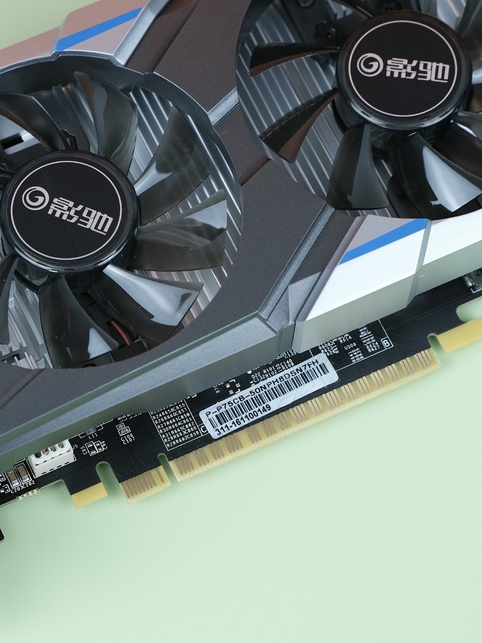 影驰GTX1080Ti公版评测：绝地求生性能大揭秘  第3张