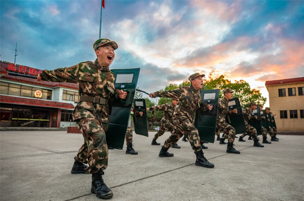 CF战场新兵必看：老兵亲授经验，让你轻松适应战场挑战