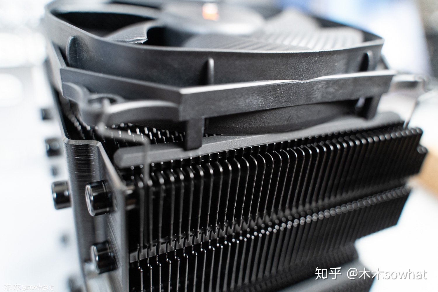 GTX1070Mini图赏：外观尺寸差异大