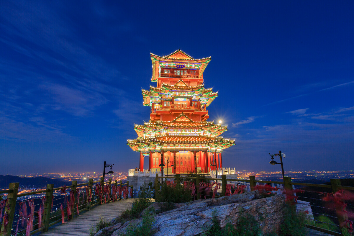 繁华京城寻访之旅：神秘任务指令引发的惊喜之旅  第2张