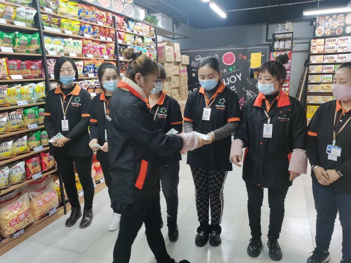 遇到qq超市进不去的噩梦！白领小青年的3次求助经历  第5张