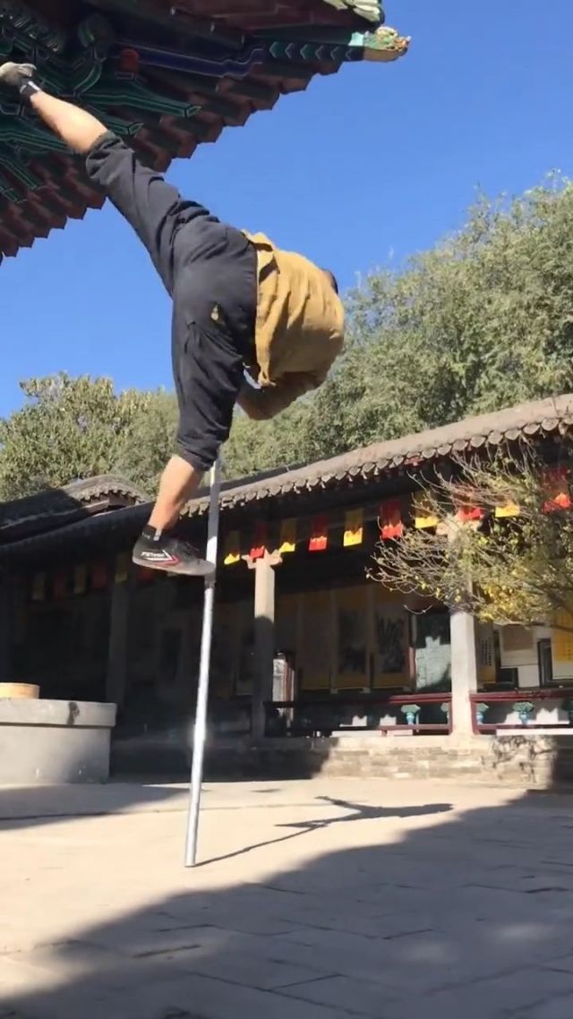 斗战神棍猴：飞檐走壁霹雳箭，他的绝技让你大开眼界  第4张