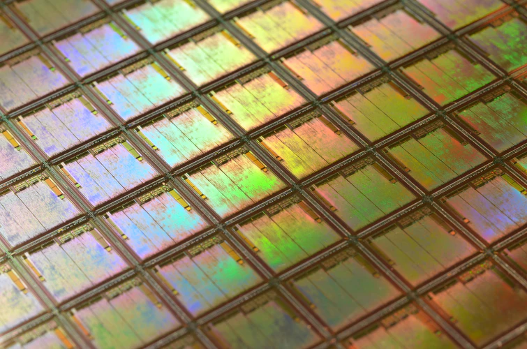 GTX970 2G显卡：性能强劲，价格亲民，让你畅享游戏乐趣  第1张