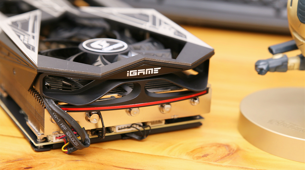 散热新利器！七彩虹GTX1080震撼登场，游戏体验再升级  第2张