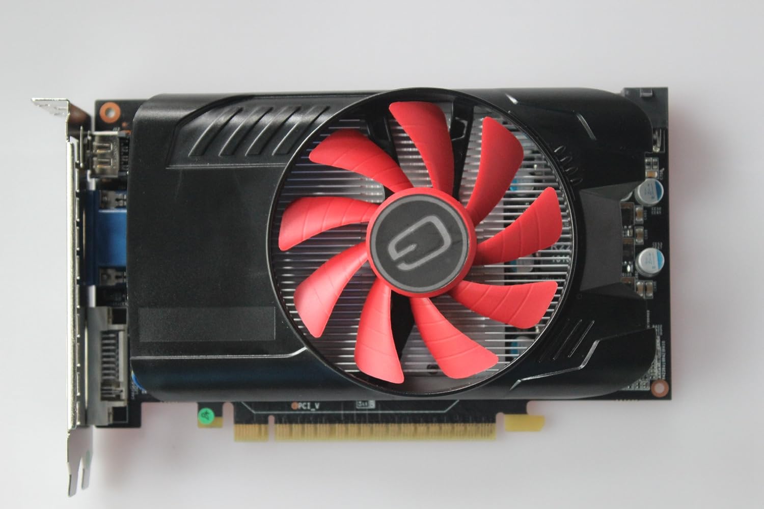 GTX1060 6G游戏神器：畅享绝地求生、巫师3等精彩世界  第2张