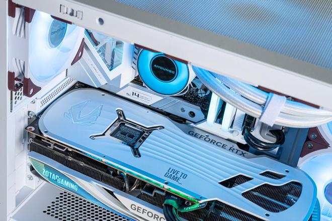 GTX 1080 Ti：游戏界的神级装备还是硬件领域的黑马？  第4张