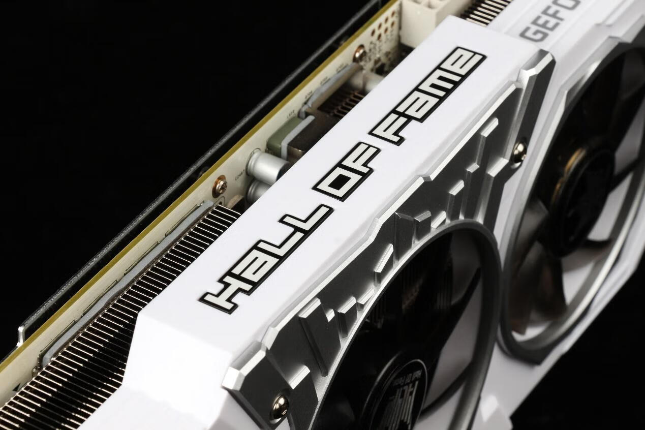 水冷散热+尊贵外观，影驰GTX 1070名人堂显卡震撼登场  第4张