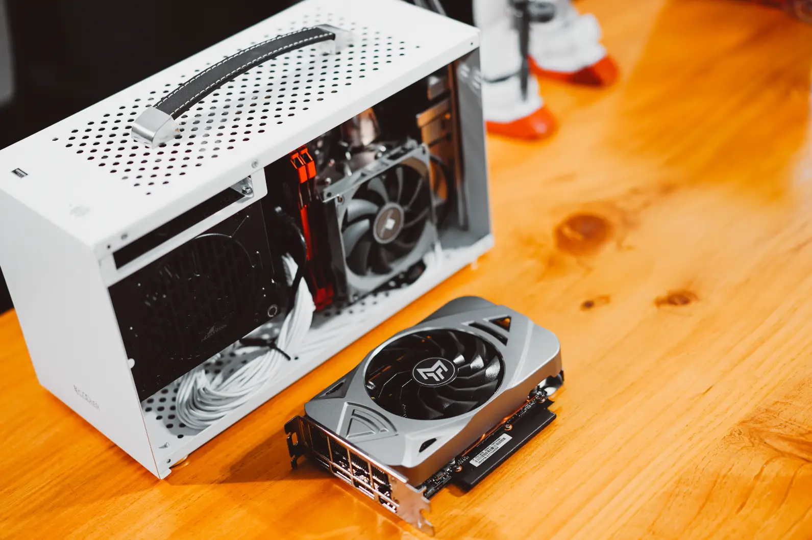 GTX660 vs HD7870：游戏性能对比，哪款更值得入手？  第1张