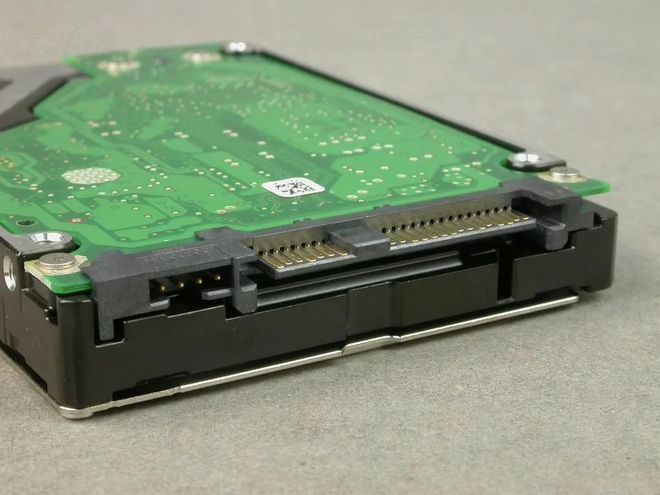 颠覆传统，GTX960插口横空出世  第4张