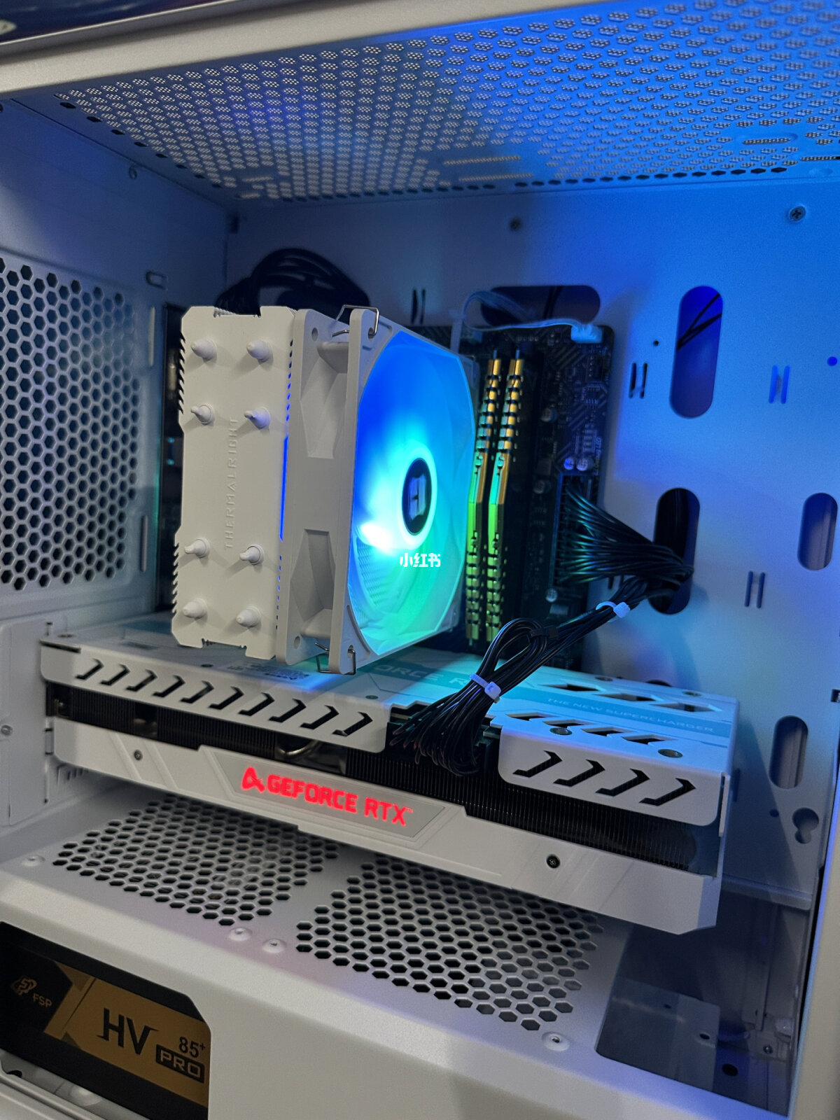 GTX 950显卡：双6PIN电源插头带来的惊喜与焦虑  第1张