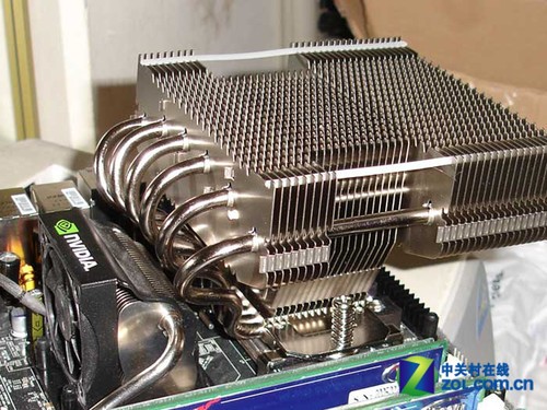 GTX770机箱：散热卓越，扩展性强大，设计突破传统  第4张