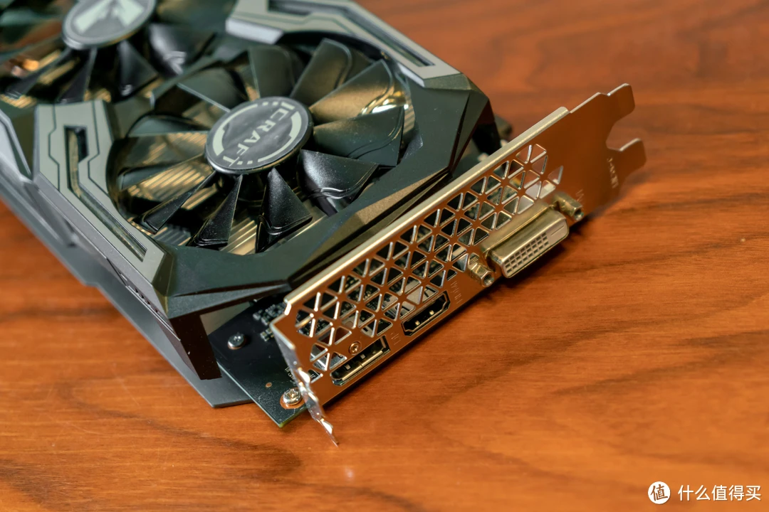 GTX 750 Ti显卡深度测评：HDMI接口全面支持，性能优势对比揭秘  第1张