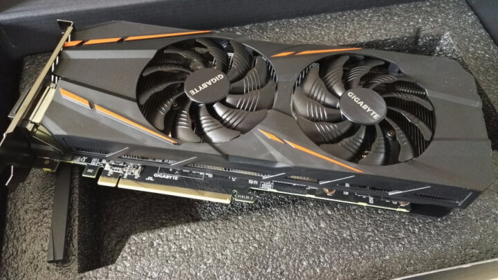玩家福利！揭秘技嘉GTX760 4G显卡：流畅游戏体验大揭秘