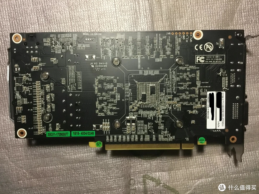 显卡玩家福利！GTX 590 vs GTX 580，哪款更香？