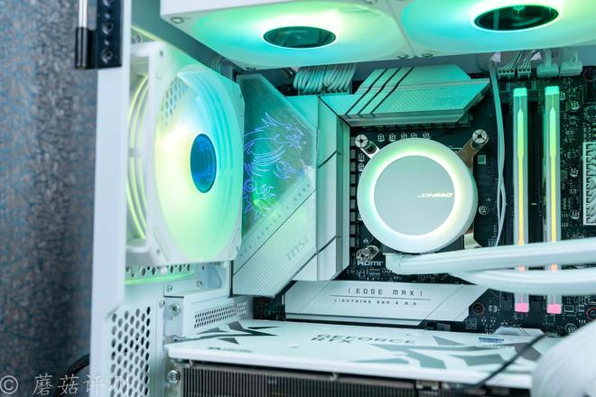 GTX1080显卡解密：究竟有多长？装进机箱有坑吗？  第5张
