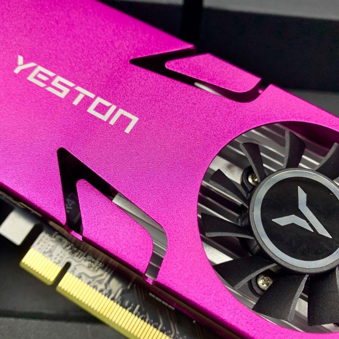 NVIDIA GTX TITAN：12GB显存，带你畅享顶级游戏体验