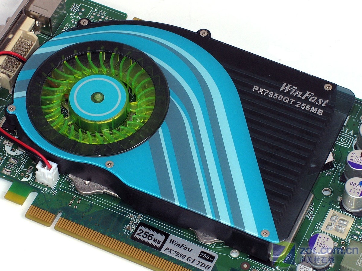 全球首款GTX 590 PhysX显卡，游戏体验瞬间升级  第6张