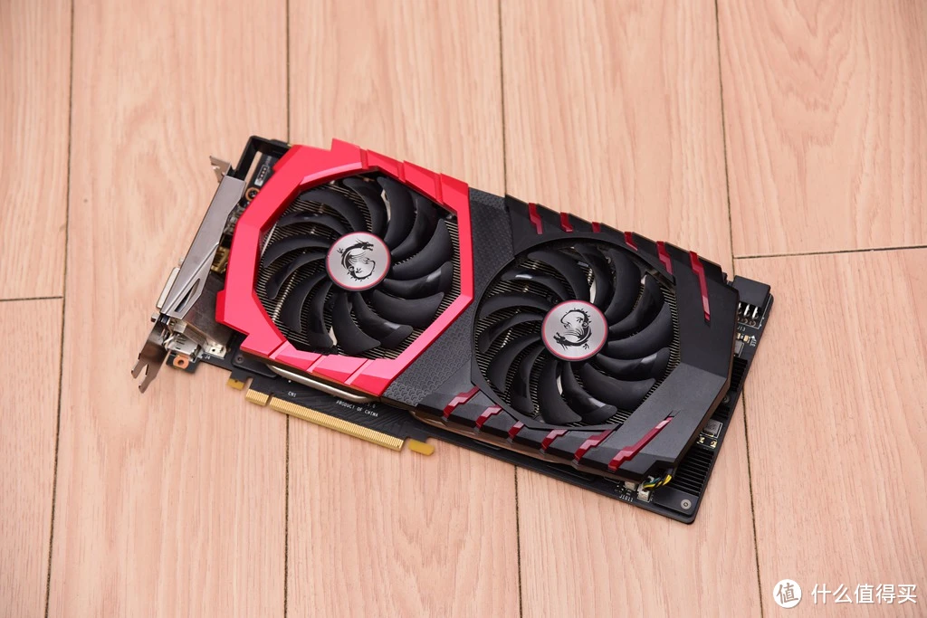 i5 4570搭配gtx760主板，性能稳定实力强劲，游戏娱乐两相宜