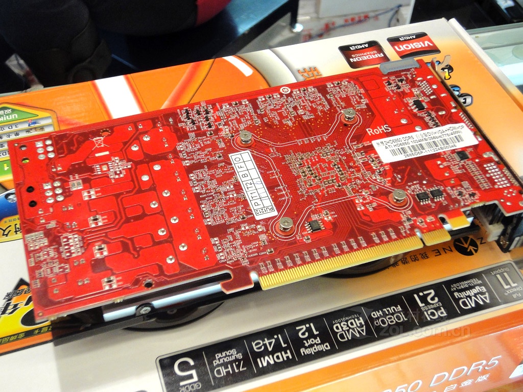 玩游戏必备！影驰GTX 1070无双：性能猛如虎，散热超给力  第4张