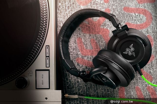 NVIDIA GTX980TiROG骇客与海神系列：性能超群，应用广泛，领跑GPU革新潮流  第4张
