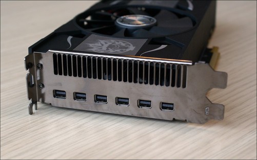 GTX1080Ti HDMI接口：游戏画质瞬间升级  第1张