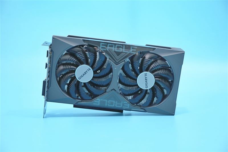 深度分析GTX1080显卡性能与不同分辨率的关系：影响因素及使用方案解析