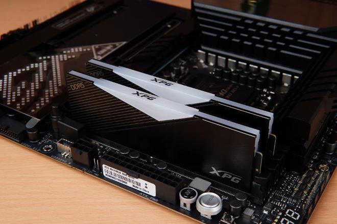 GTX1080电源供应机制解读：单8pin接口的特性及性能分析  第5张
