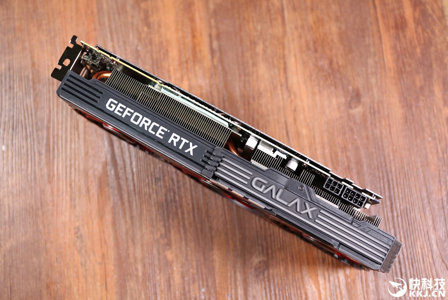 影驰1060GTX：游戏利器还是创意神器？