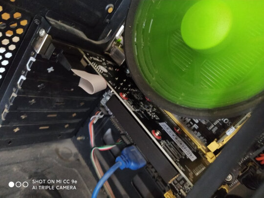 9800GTX显卡：游戏世界的终极加速器  第1张