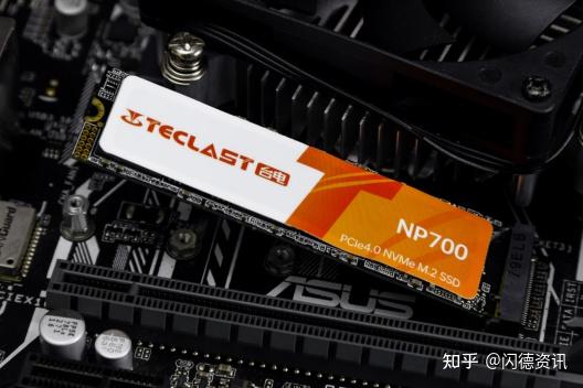 AMD FX处理器搭配固态硬盘，性能飙升