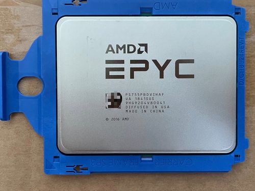 AMD EPYC™ 7702P 7702P处理器：核心配置卓越，能耗水平超满意  第1张