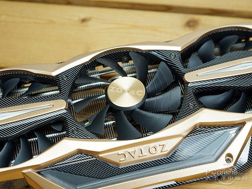 索泰GTX970显卡性能出众，游戏与图形处理皆出色