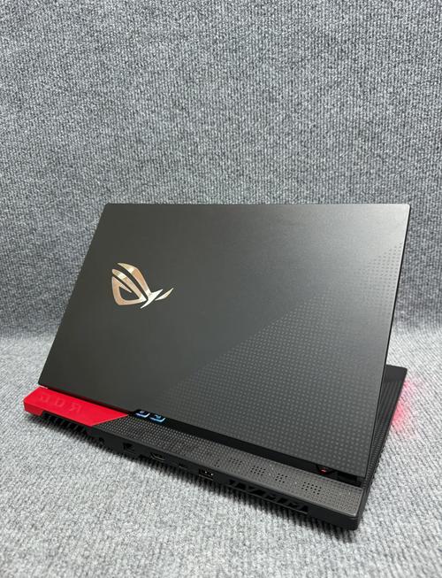 性能卓越的GTX1080游戏本，畅玩游戏与多任务处理轻松搞定