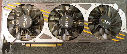 索泰GTX970显卡亮点全解析：外观设计与散热灯光独具特色  第2张