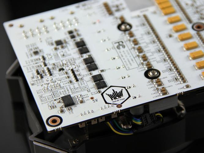 GTX 780名人堂显卡：性能出色设计独特，多方面特性深度剖析  第9张